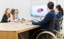 В Институте IBA стартуют два бесплатных практических курса для людей с группой инвалидности